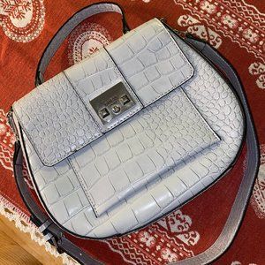 Women's Guess Purse NWOT and Matching Wallet